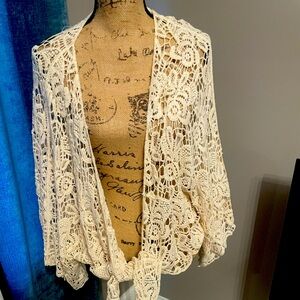 Wide sleeved crochet cardigan like new